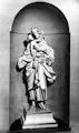 Figura w. Jzefa umieszczona w niszy gwnej klatki schodowej - zdjcie sprzed 1945 roku